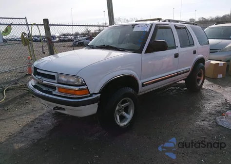 2001 Chevrolet Blazer Lt из США, поврежденный, VIN 1GNDT13W712215063